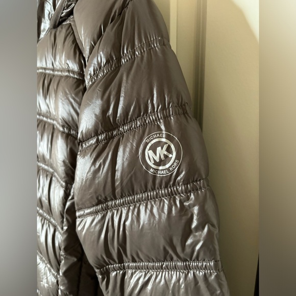 Michael Kors Women's Quilted Brown/Mocha Packable Down Jacket w Hood Size L - Picture 6 of 9